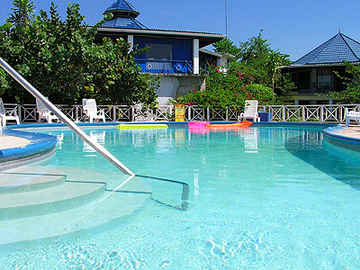 Pool and Jacuzzi - Tree House Pool - Negril Jamaica Resorts and Hotels
